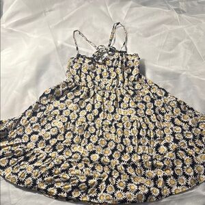 Floral Sundress with Daisy Print